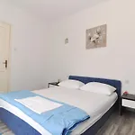 Amico דירה