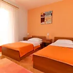 شقة Amico