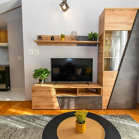 Amico Apartment