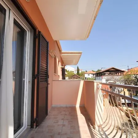 Apartament Amico *