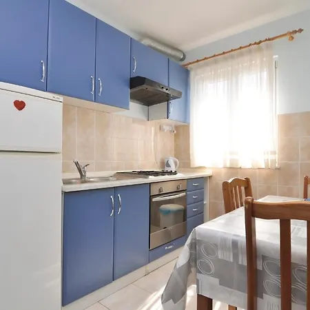 Amico Apartment *