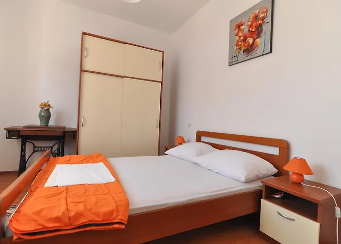 Amico Apartment *